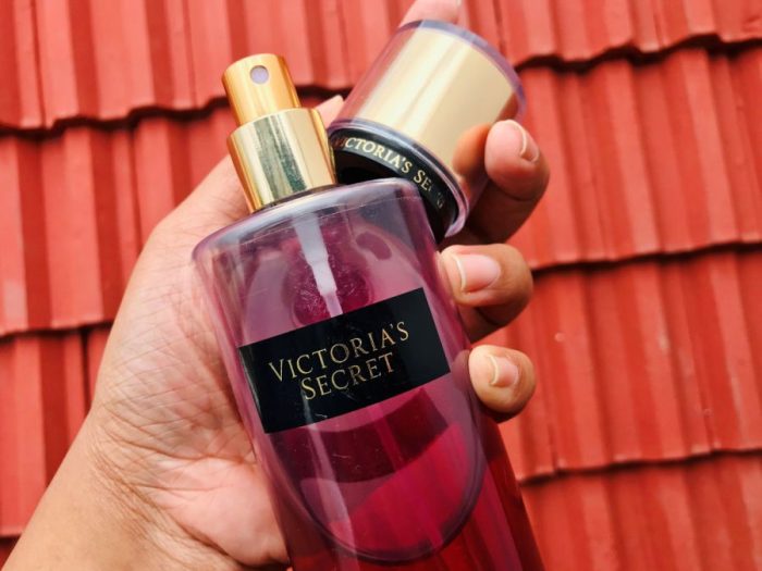 بادی اسپلش پیور سداکشن ویکتوریا سکرتVictoria's Secret Pure Seduction Fragrance Mist