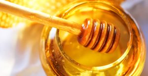 ماسک مو درخشان کننده عصاره عسل اویستر مخصوص انواع موOYSTER SUBLIME FRUIT - MASQUE NOURISSANT AU MIEL Nourishing And Silky Honey Cream 1000ML
