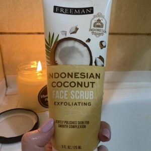 اسکراب لایه بردار صورت نارگیل اندونزیایی فریمن بیوتی Freeman Beauty Exfoliating Face Scrub Indonesian Coconut 175 ml
